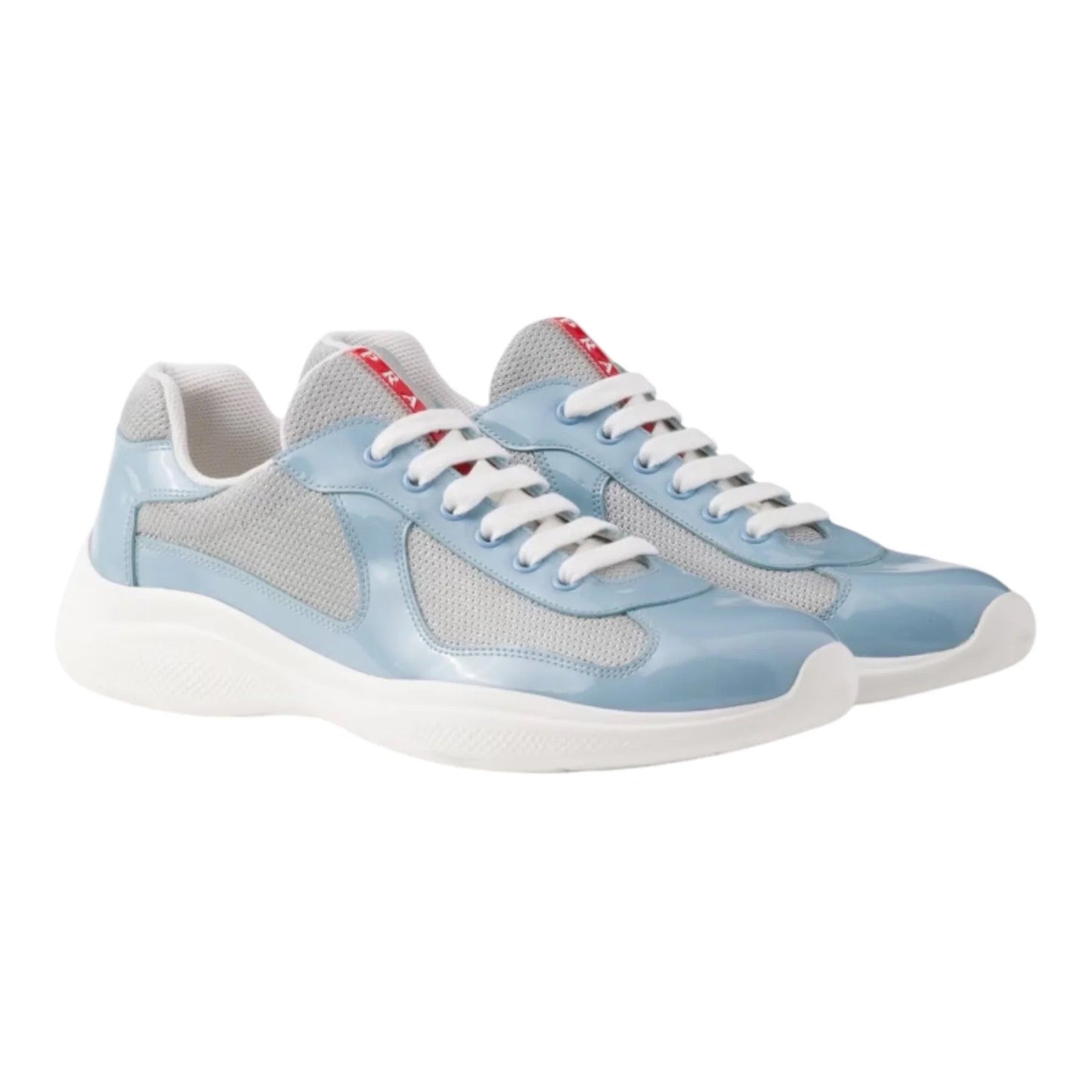 Cups sneakers