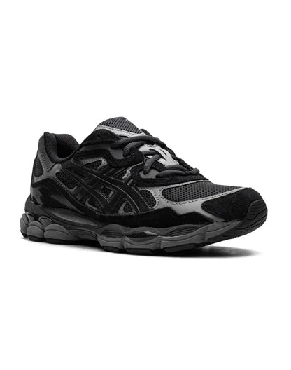 Viral Asics Gel Nyc Runner